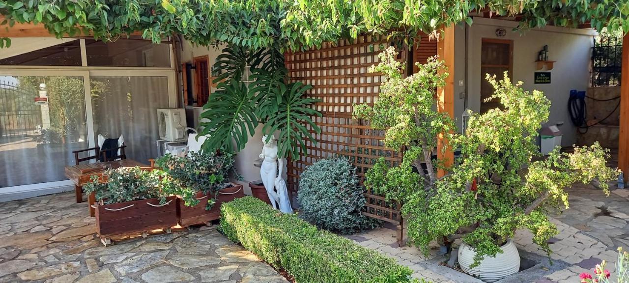 Villa Olives House Vromonérion Exterior foto