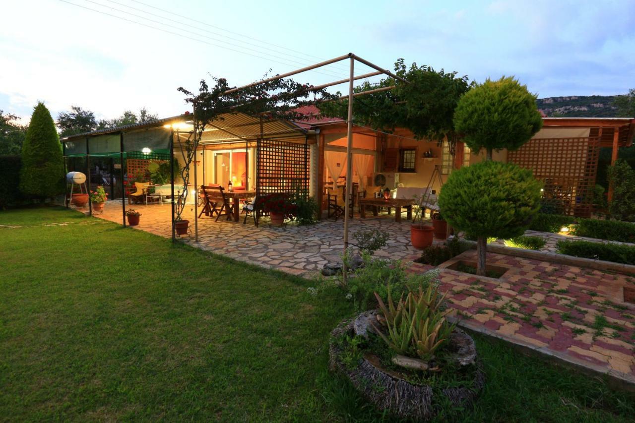 Villa Olives House Vromonérion Exterior foto